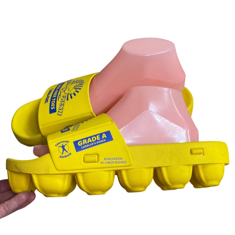 Meow Wolf Omega‎ Mart Cage-Free Toes Yellow Egg Carton Slides Men 10.5 women 12